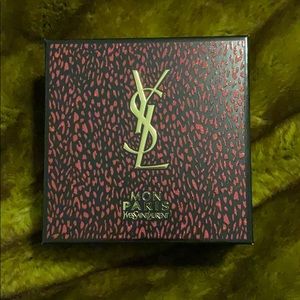 Yves Saint Laurent Mon Paris Set